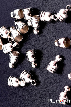 Embout - longeur 8 mm, Ø 5 mm, trou 1.5 mm - argenté